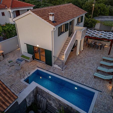 Villa Ivo Zadarvillas 维耶拉克 外观 照片