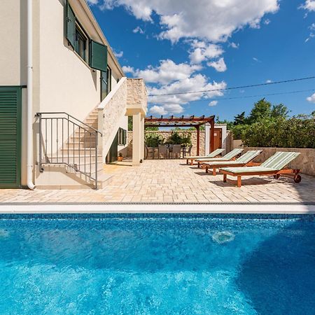 Villa Ivo Zadarvillas 维耶拉克 外观 照片