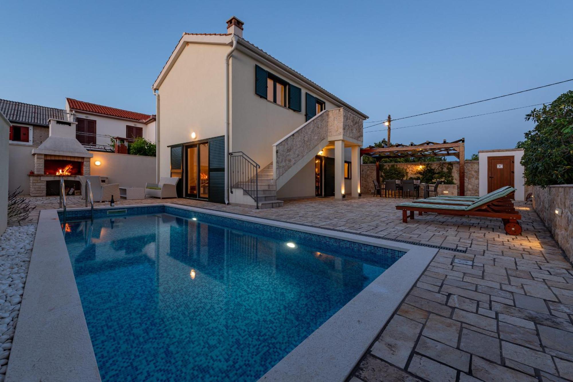 Villa Ivo Zadarvillas 维耶拉克 外观 照片