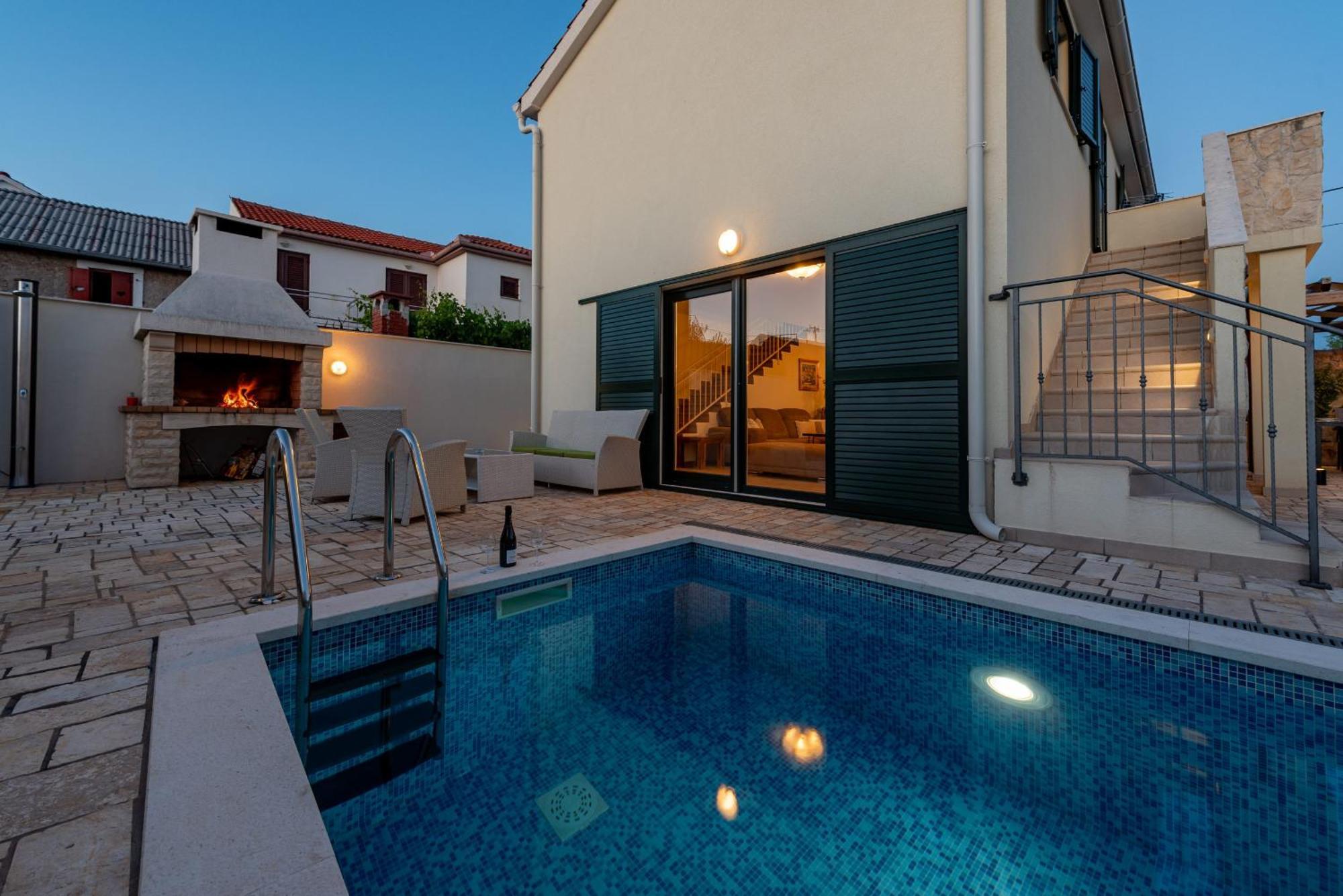 Villa Ivo Zadarvillas 维耶拉克 外观 照片